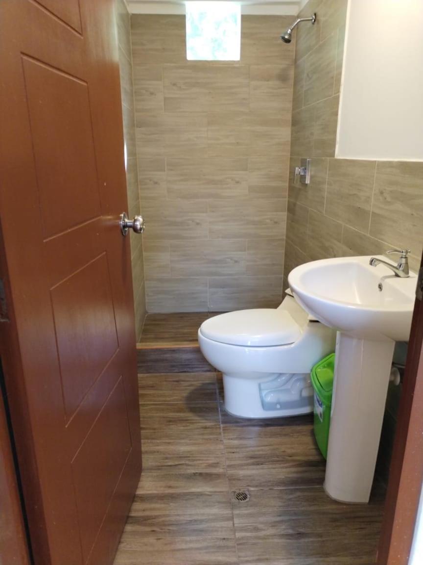 Eden Lodge كاباناكوند المظهر الخارجي الصورة